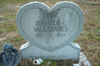 Jennifer C Valladares