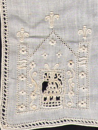 Linen napkin with embroidery and cutwork